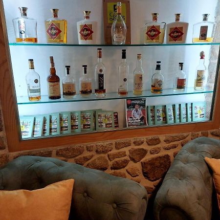 Logis Hotel Le Grand Cerf Ernée Екстериор снимка